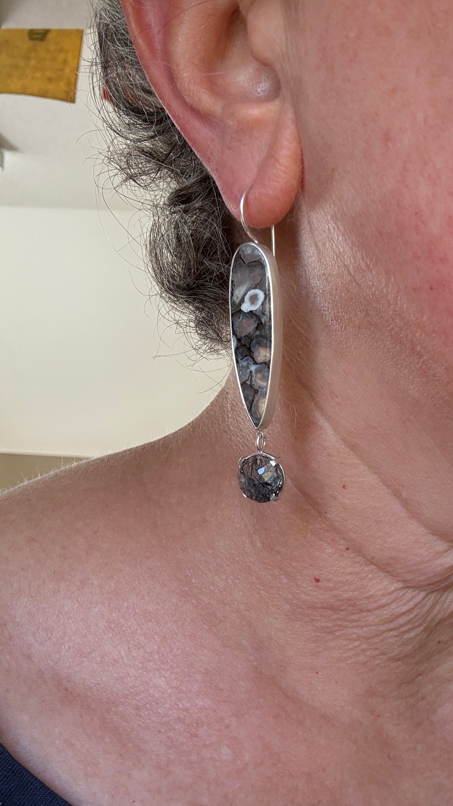 Luminous earrings