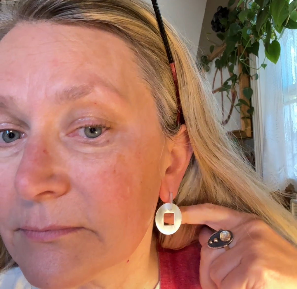 Valence Earrings Squared the Circle