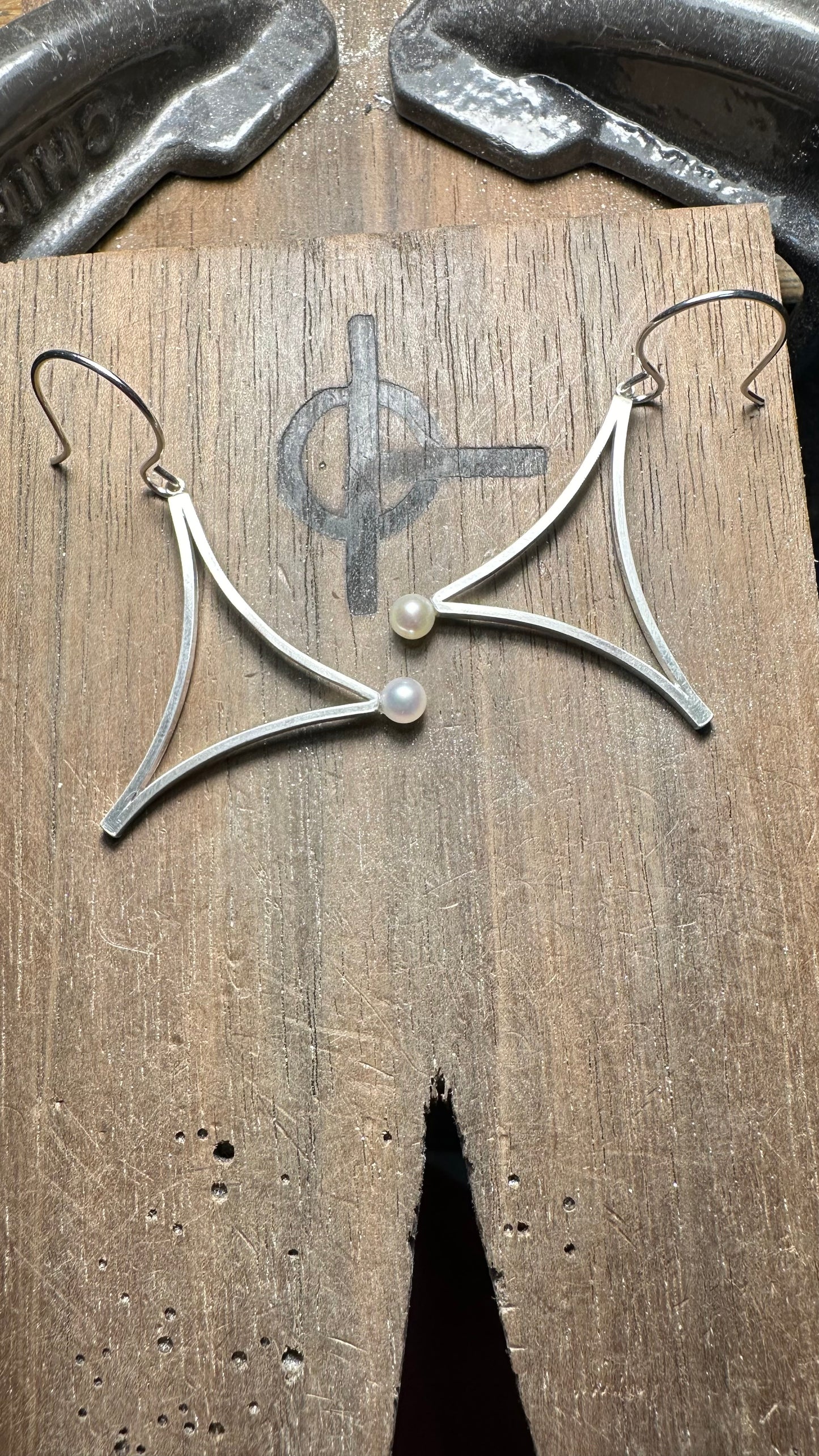 Susan- Trinity Pearl Earrings