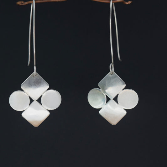 Valence Circle Diamond Earrings