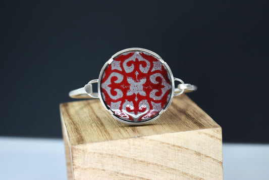Red/Khaki Patterned Tension Bracelet