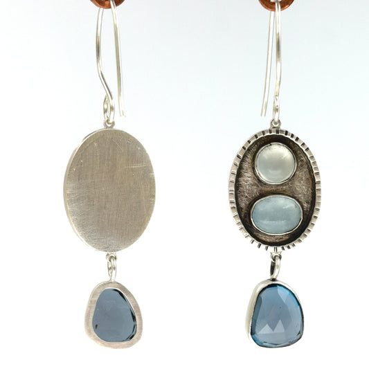 The moon & her daughters