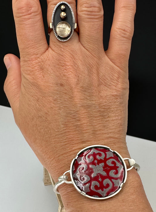 Red/Khaki Patterned Tension Bracelet